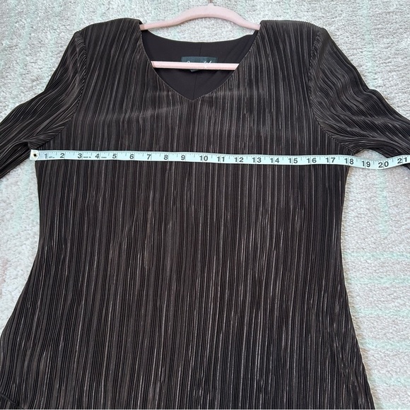 Connected Apparel Chocolate Brown 3/4 Sleeve Micro Pleat Midi Dress Size 12 Tier - Picture 6 of 10